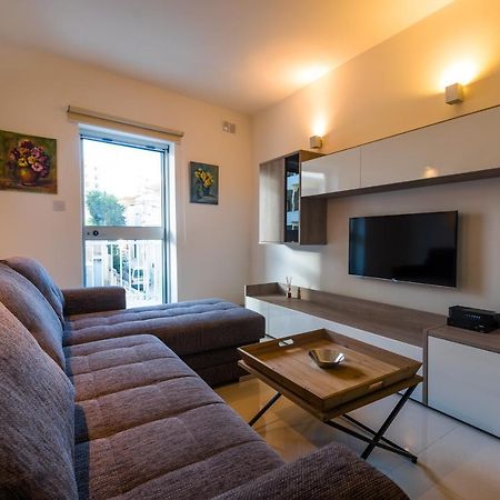 Sh5A-Qawra Prime Location 2 Bedroom Apartment Сейнт Полс Бей Екстериор снимка