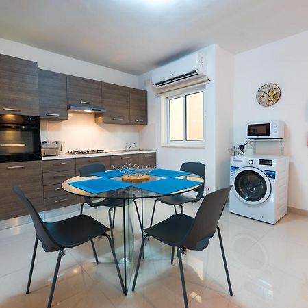 Sh5A-Qawra Prime Location 2 Bedroom Apartment Сейнт Полс Бей Екстериор снимка